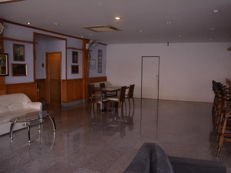 Seven Oaks Inn Джомтиен Бийч Екстериор снимка